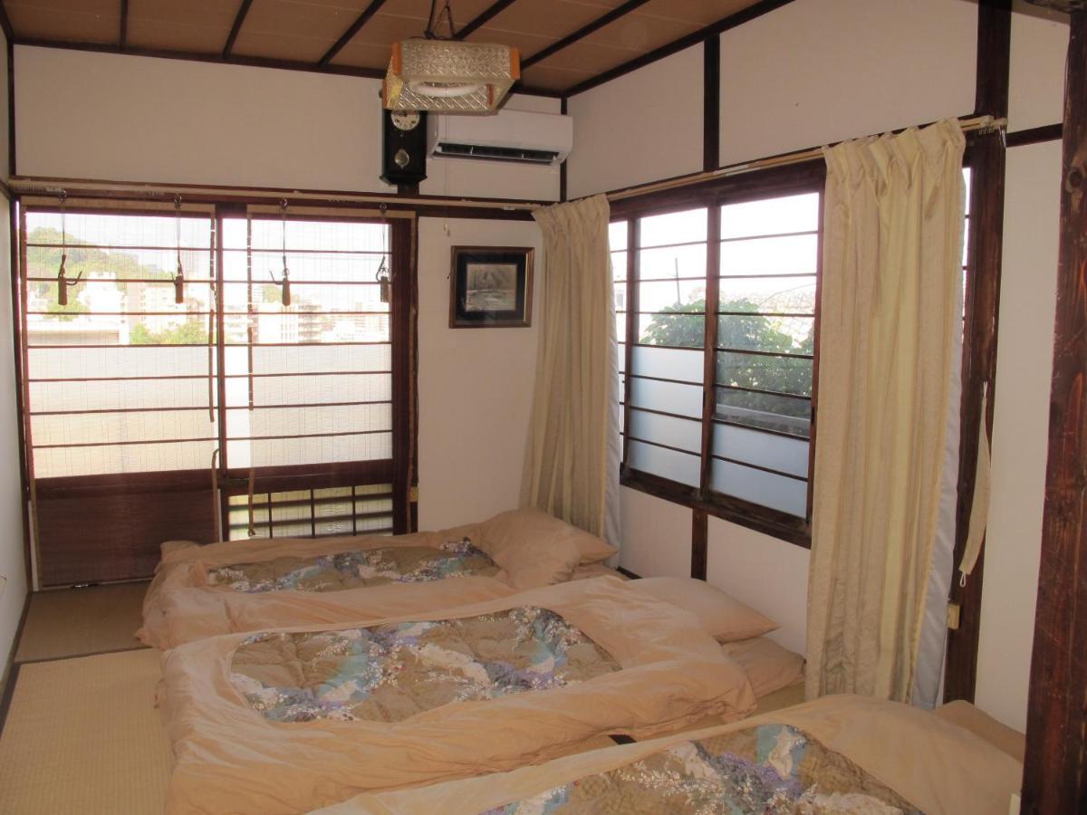 Atami Ikyuan 熱海一休庵 Hotel Exterior photo