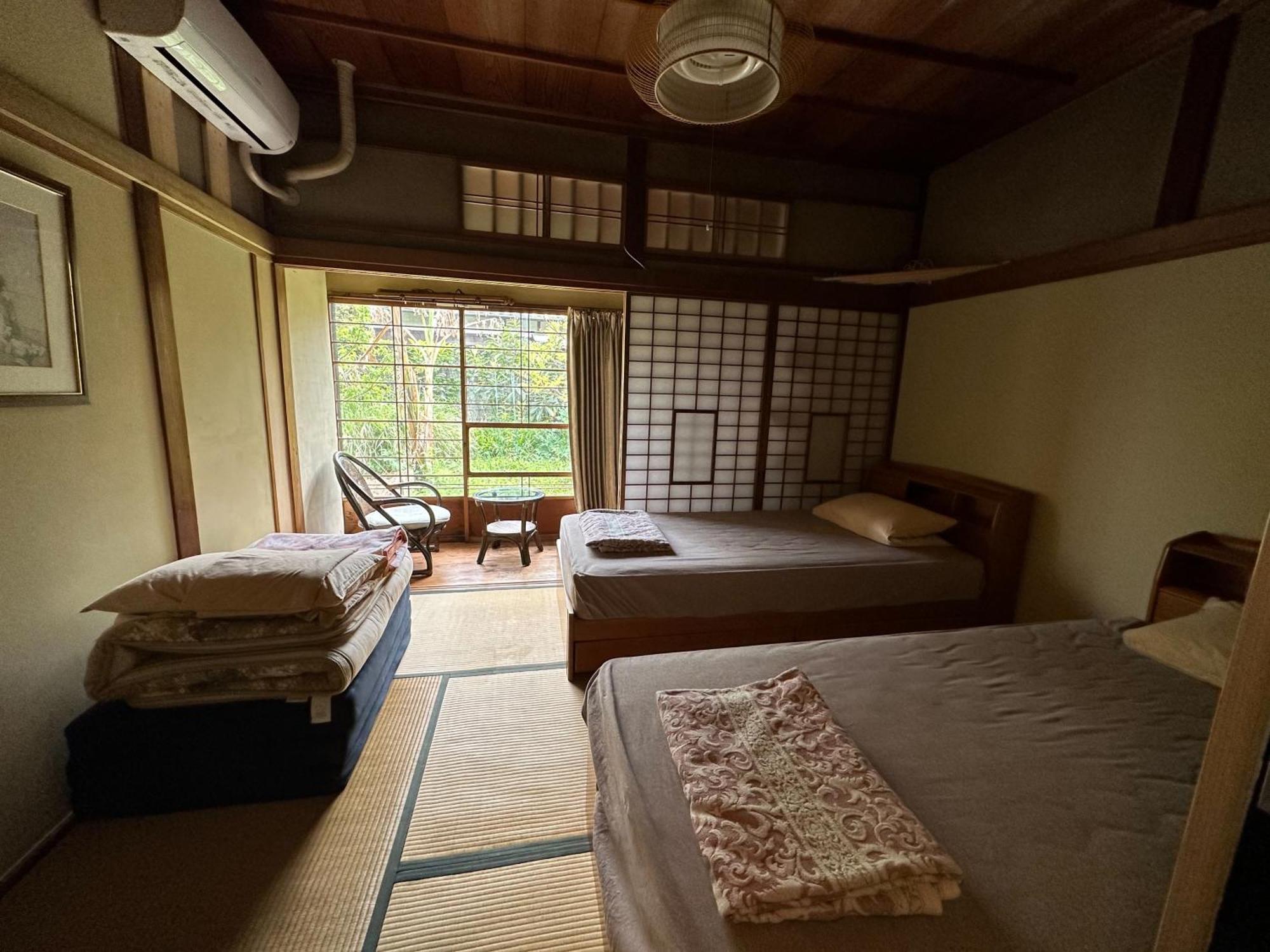 Atami Ikyuan 熱海一休庵 Hotel Exterior photo